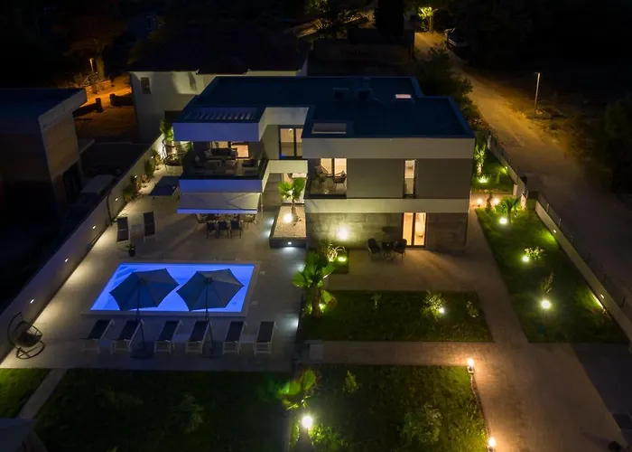 N Drage Villa